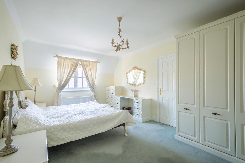 11 Balaton Place-18