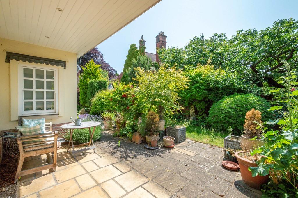 11 Balaton Place-26