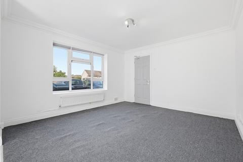 House share to rent, Masters Close, Luton