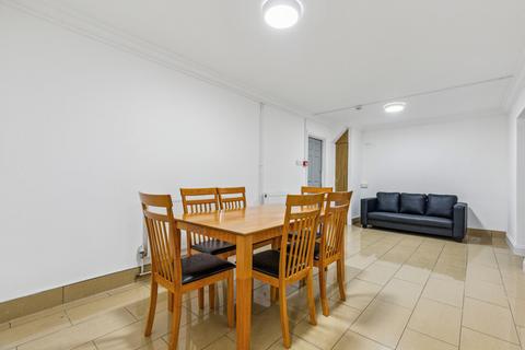 undefined, Masters Close, Luton