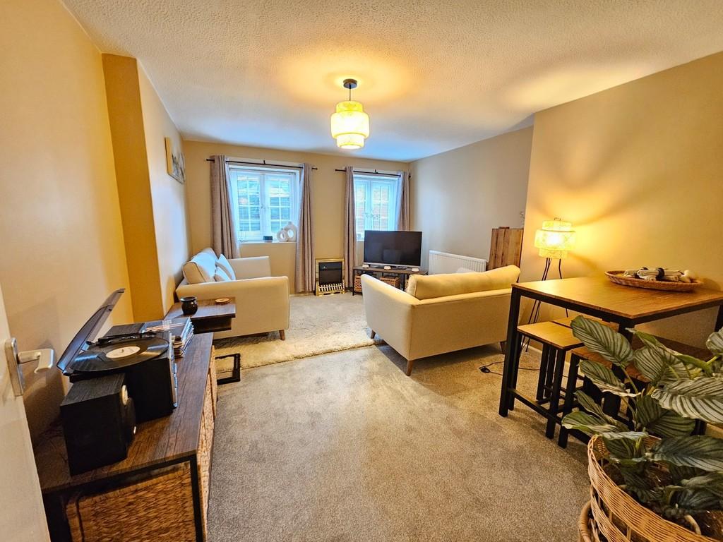 Lounge 2