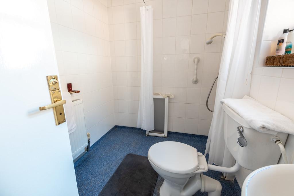 Bathroom 1 B
