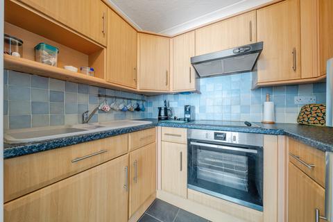 2 bedroom flat for sale, Lansdown Road, Sidcup DA14