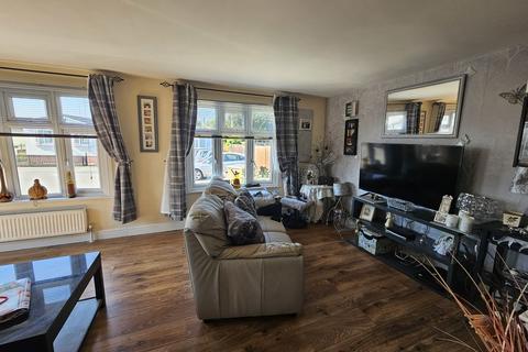 2 bedroom mobile home for sale, Dunhampton Park, Dunhampton