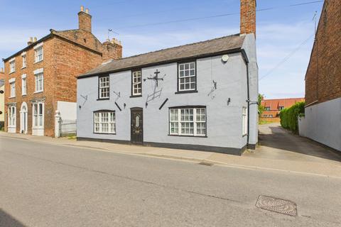 4 bedroom detached house for sale, West Street, Horncastle LN9