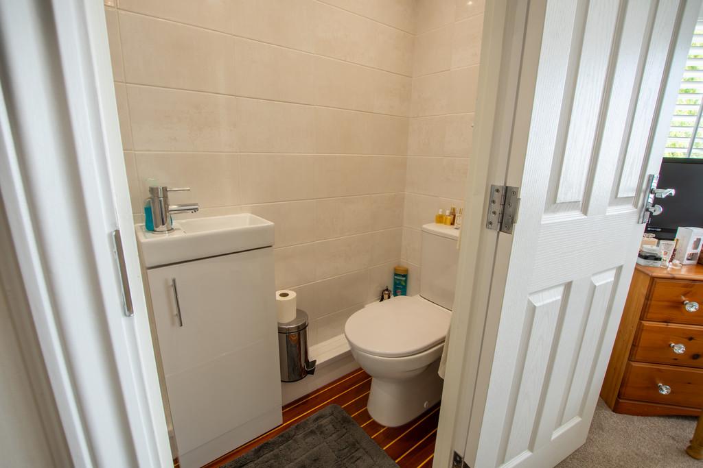 Bedroom 1 Ensuite