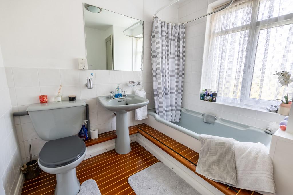 Bathroom 1 B