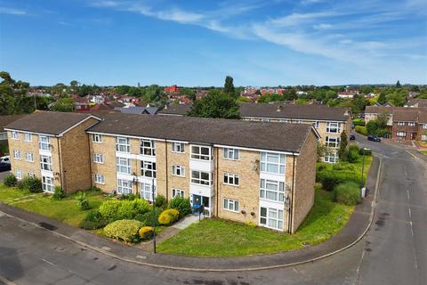 24 Apsley Close, Harrow, HA2 6AP