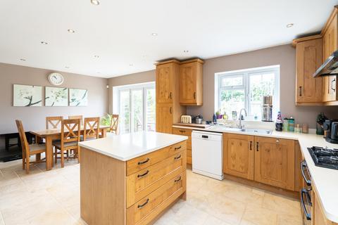 undefined, Nower Road, Dorking