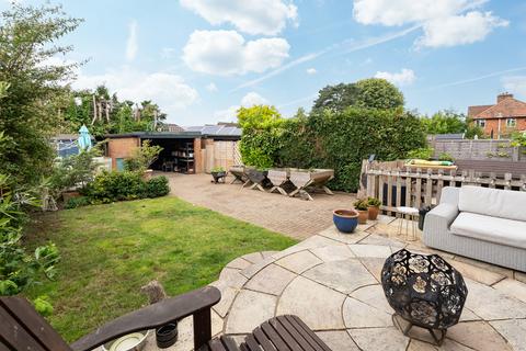 undefined, Nower Road, Dorking