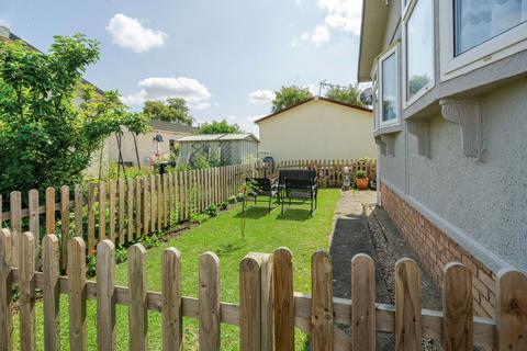 2 bedroom park home for sale, Victoria Street, Ely CB6