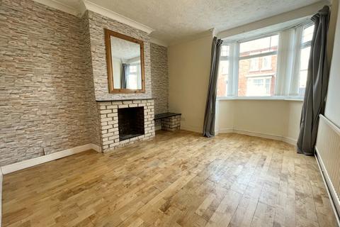 30 Park Avenue, Carcroft, Doncaster, DN6 8AE