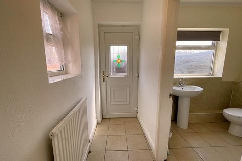 30 Park Avenue, Carcroft, Doncaster, DN6 8AE