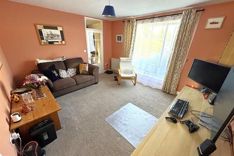 1 Brookes Grove, Corby, NN17 2AQ