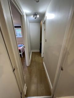 1 bedroom apartment for sale, Powerscroft Road, Lower Clapton, London, Hackney, E5 0PP