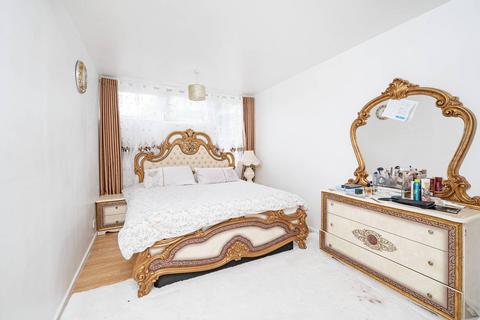 2 bedroom flat for sale, Brenthouse Road, Hackney, London, E9