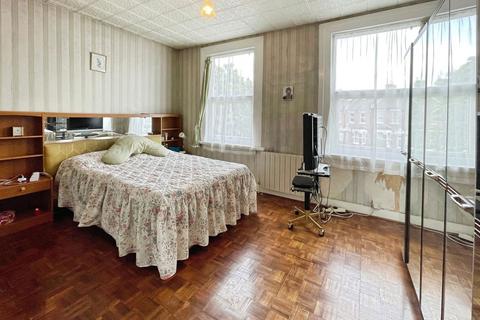20 Graham Road, London, N15 3NL