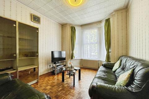 20 Graham Road, London, N15 3NL