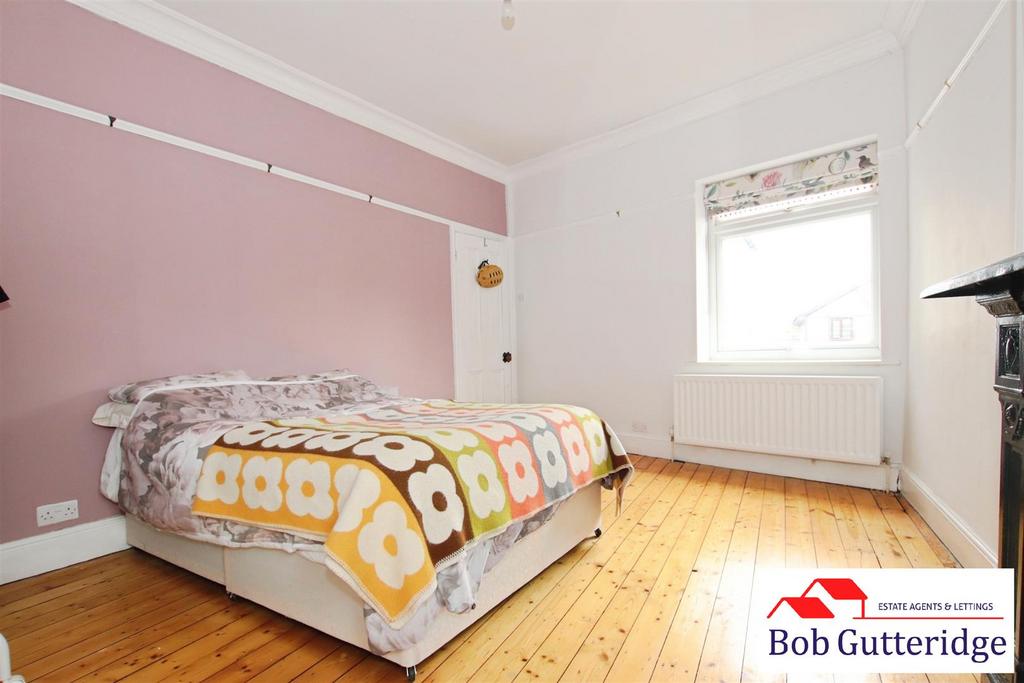 Bedroom two (middle)