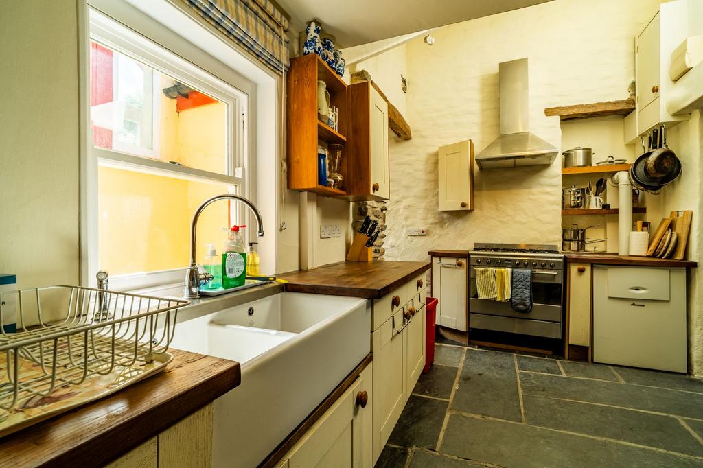 Open-Plan Kitchen / Dining Room