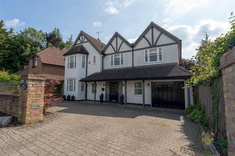 undefined, The Avenue, Radlett