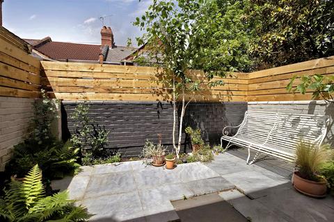 4 bedroom terraced house for sale, Barnardo Road, Exeter