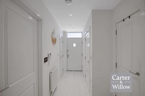 undefined, Woolcott Apartments, 15 Frogley Park, Essex