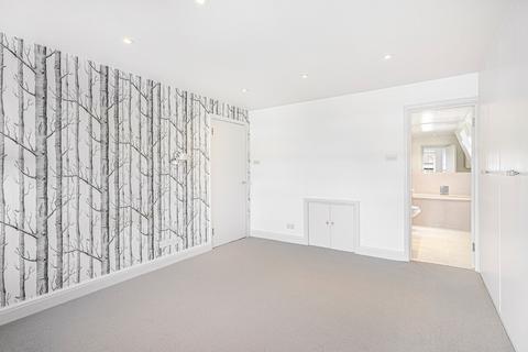 3 bedroom flat to rent, Crown Lodge, 12 Elystan Street, London