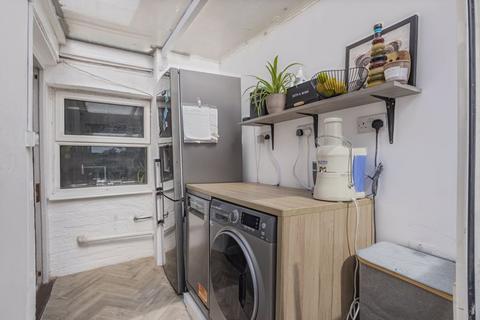 13 Orchard Hill, Dartford, DA1 4BN