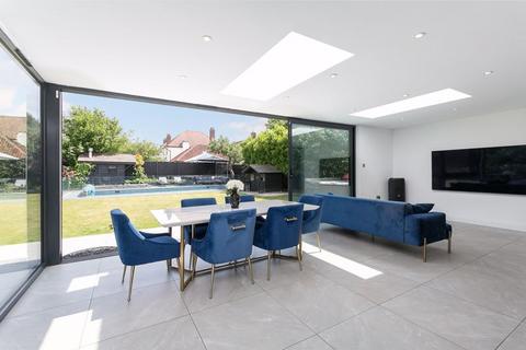 5 bedroom detached house for sale, Smitham Downs Road, West Purley