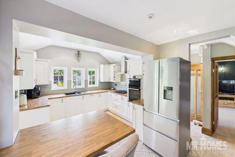 3 bedroom semi-detached house for sale, Duffryn Close, St. Nicholas, The Vale Of Glamorgan, CF5 6SS