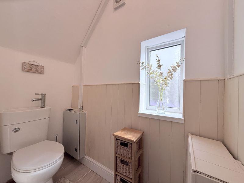 Ground floor wc