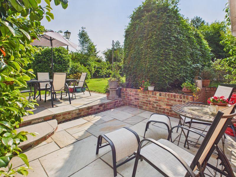 Side Garden Patios