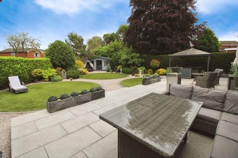 6 bedroom detached house for sale, Stencills Road, Walsall, WS4 2HJ