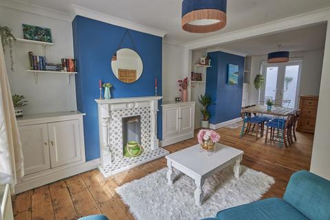 2 bedroom terraced house for sale, Pavilion Place, Exeter