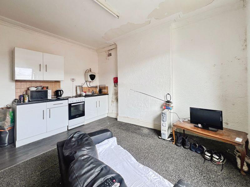 Flat 4