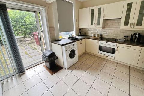 2 bedroom terraced house for sale, Sunlight Road, Heaton