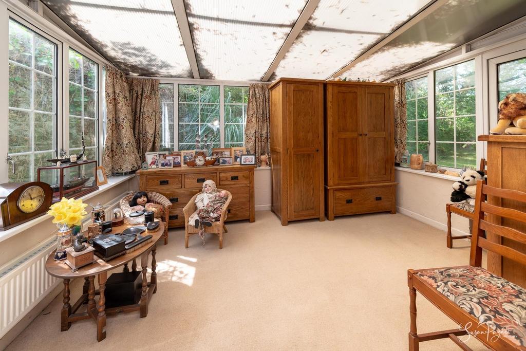 Bedroom One/Sunroom