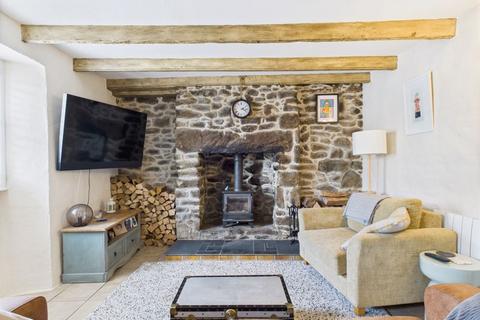 undefined, Gew Terrace, Redruth - Beautifully presented cottage
