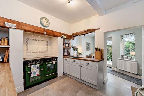 3 bedroom townhouse for sale, High Street, Farndon CH3