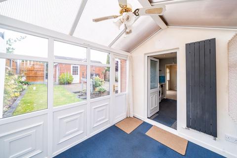 2 bedroom semi-detached bungalow for sale, Quorn Crescent, Stourbridge DY8