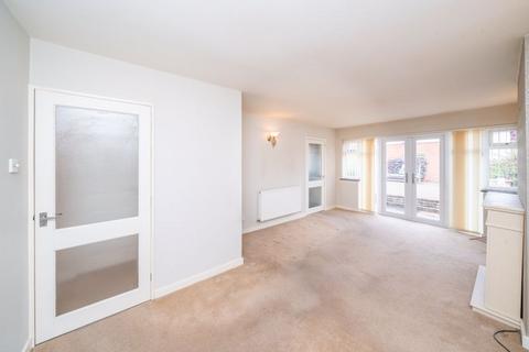 2 bedroom semi-detached bungalow for sale, Quorn Crescent, Stourbridge DY8