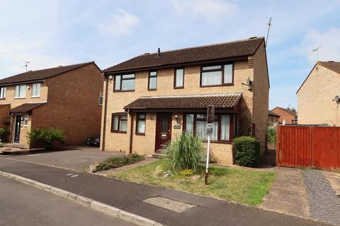 undefined, Luttrell Close, Taunton TA2