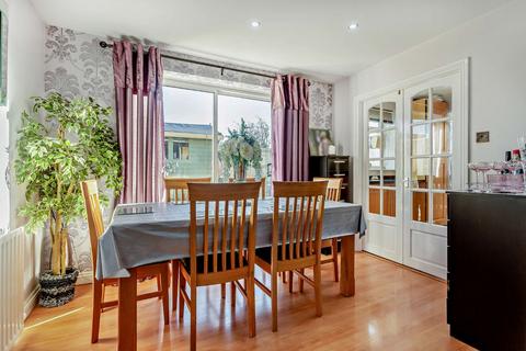 undefined, Aldsworth Close, Fairford, Gloucestershire, GL7