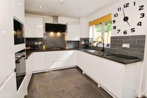 undefined, Round Hill Wharf, Kidderminster DY11
