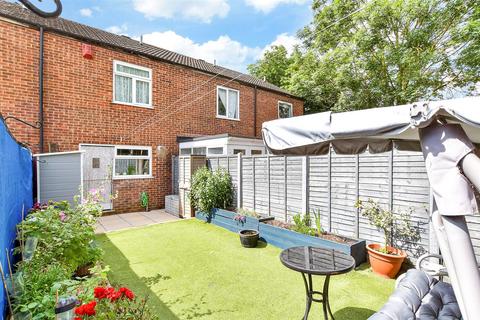 2 bedroom terraced house for sale, Winters Croft, Gravesend, Kent