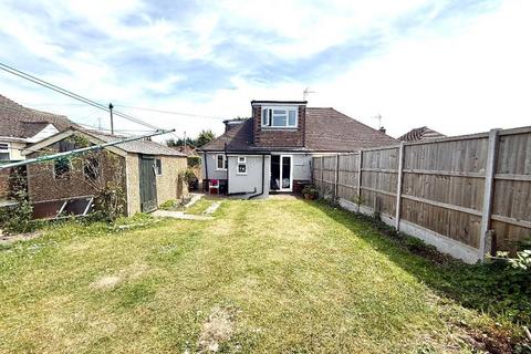 3 bedroom bungalow for sale, Poplar Avenue, Warden Hills, Luton, Bedfordshire, LU3 2BP