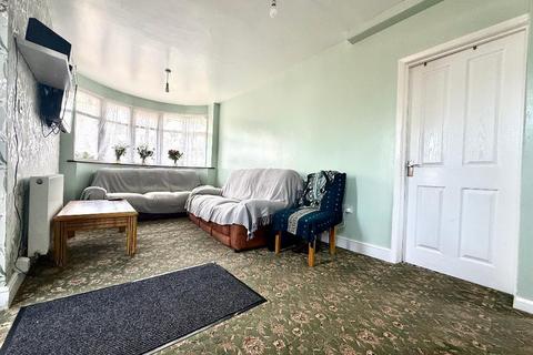 3 bedroom bungalow for sale, Poplar Avenue, Warden Hills, Luton, Bedfordshire, LU3 2BP