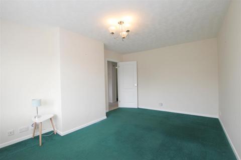 15 Bishop Laney Drive, Ely, CB6 1BZ