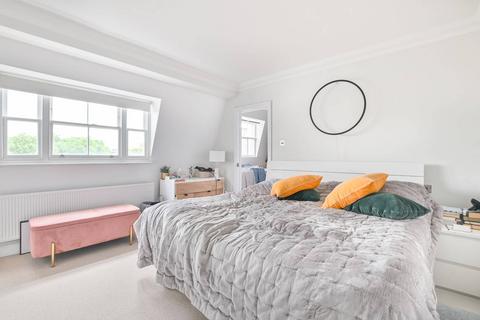 3 bedroom flat for sale, Gloucester Terrace, Lancaster Gate, London, W2